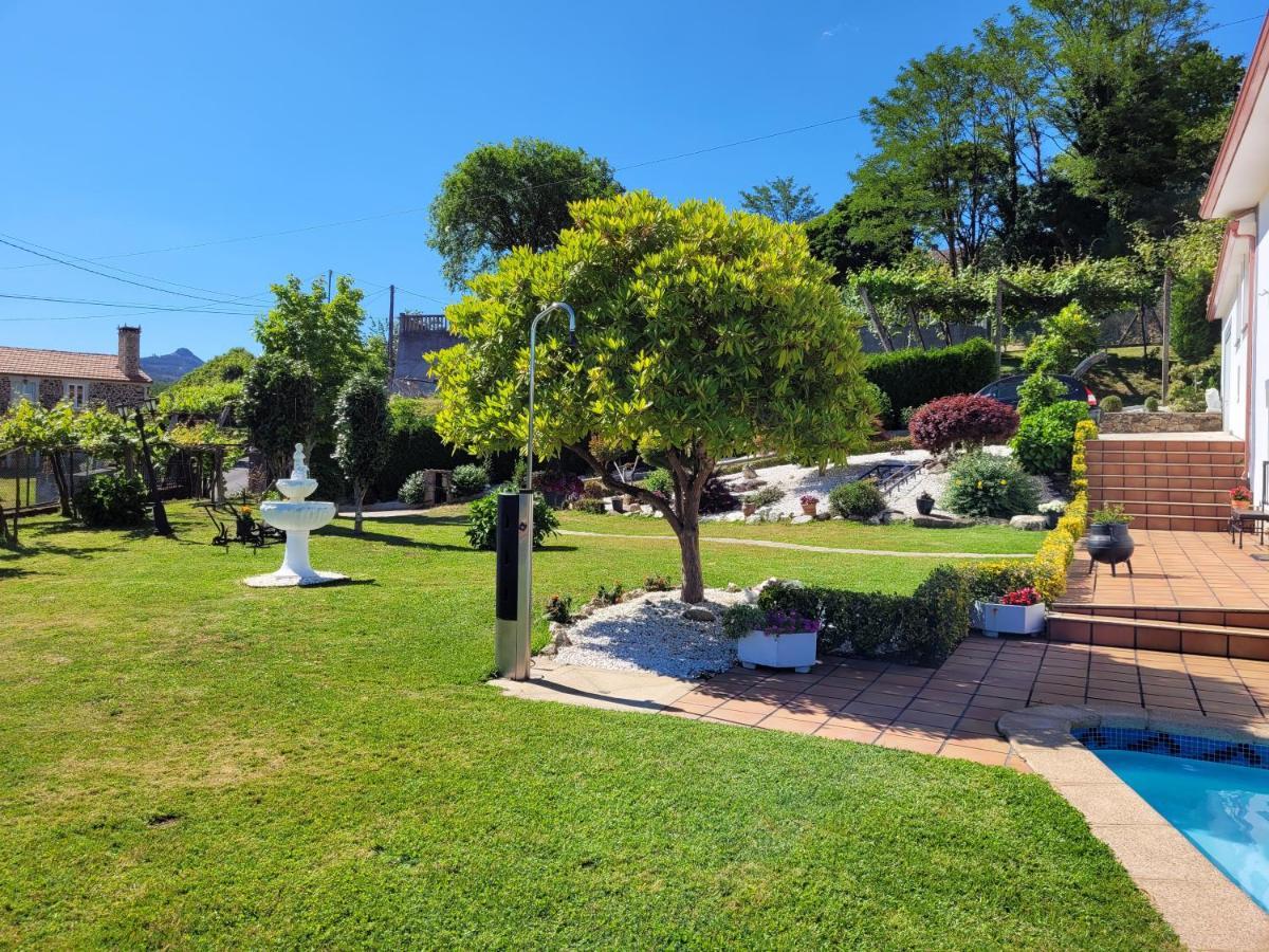 Vila Casa Tarrio Con Piscina - Santiago De Compostela Boqueixon Exteriér fotografie
