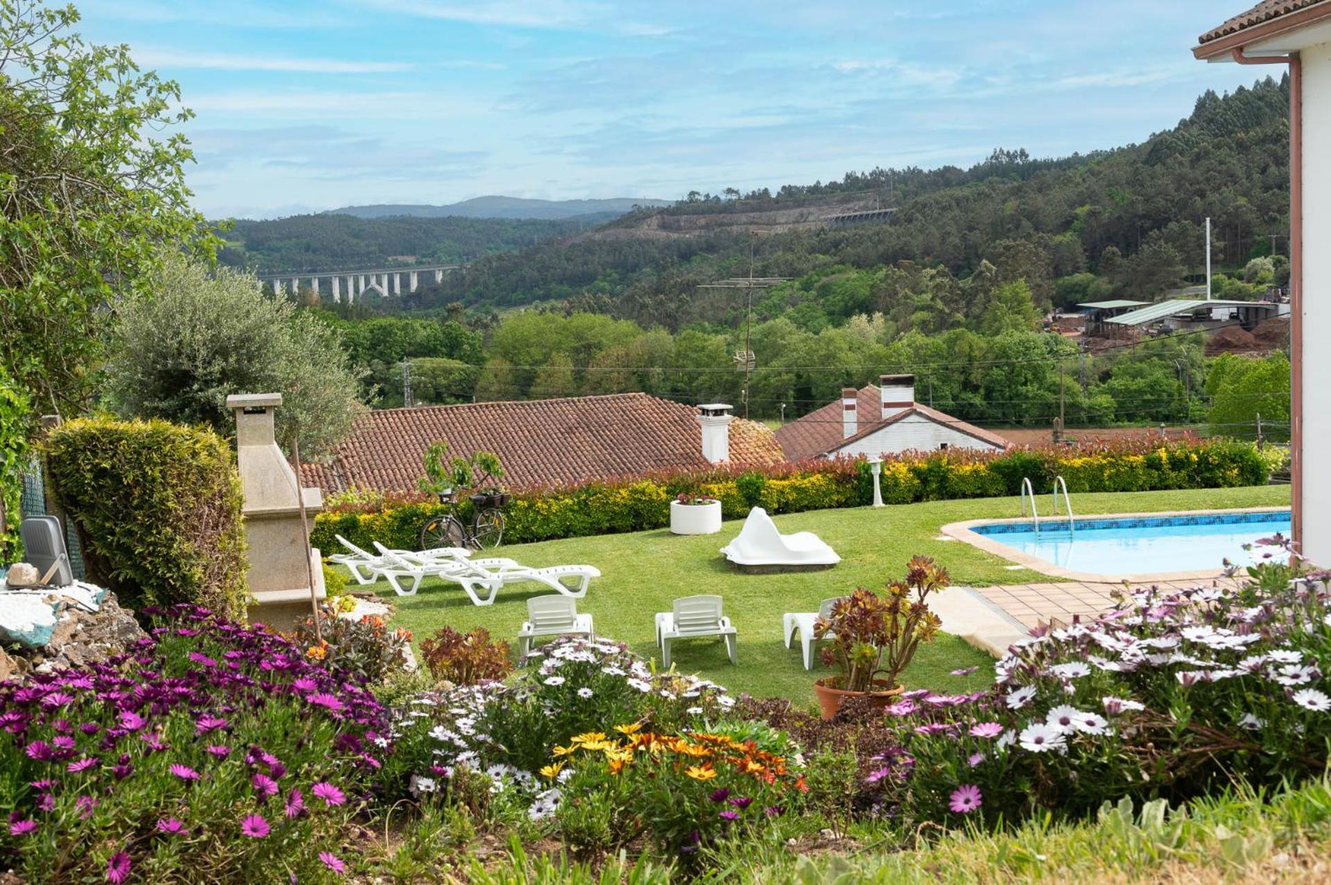 Vila Casa Tarrio Con Piscina - Santiago De Compostela Boqueixon Exteriér fotografie